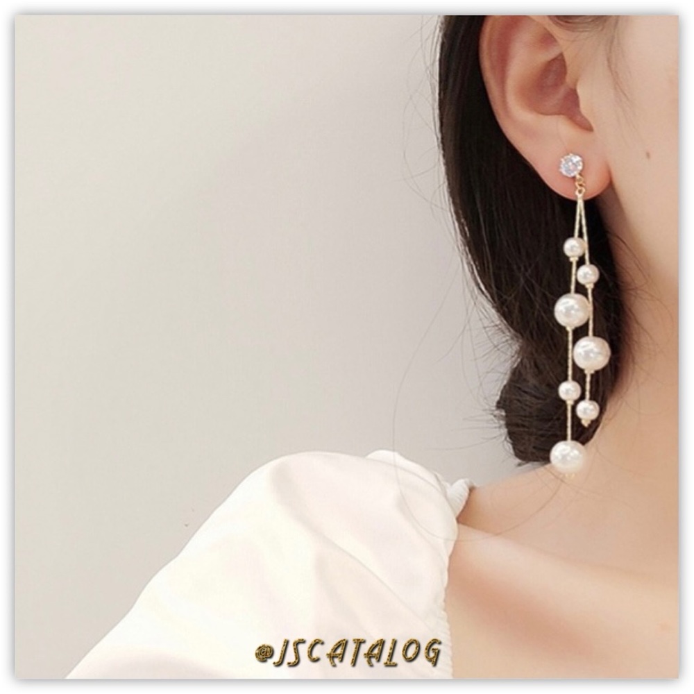 3 x Cubic Zirconia Faux Pearls Long Drop Gold Earrings